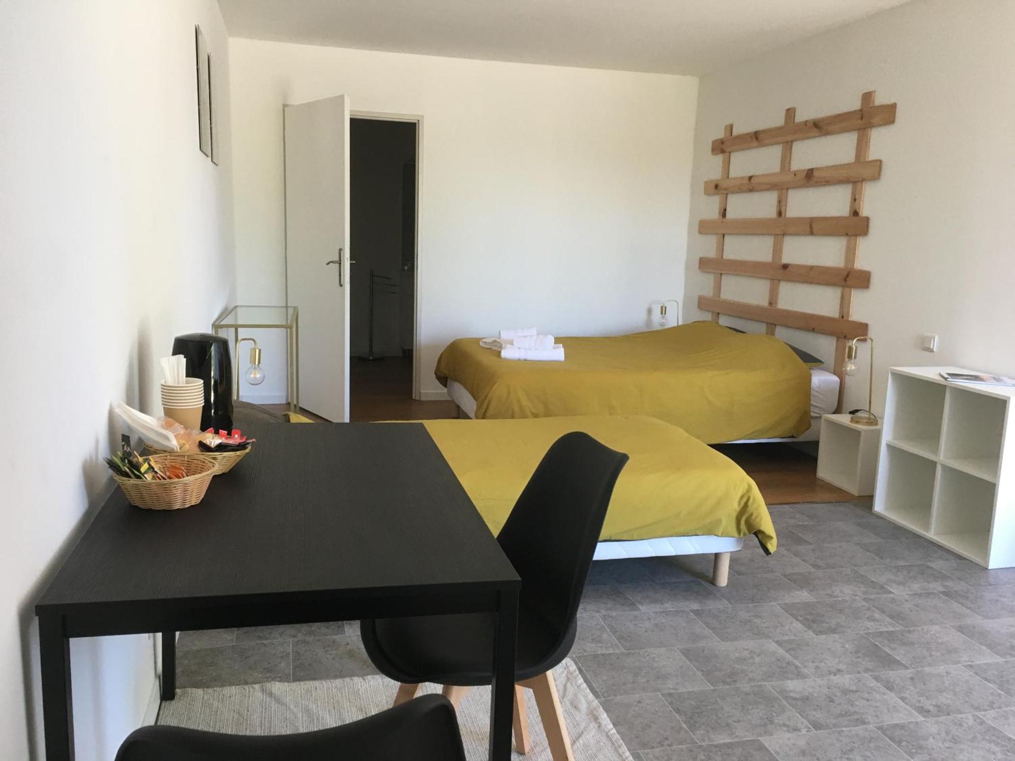 Hotel Restaurant - Le Vieux Pigeonnier Loubressac Εξωτερικό φωτογραφία